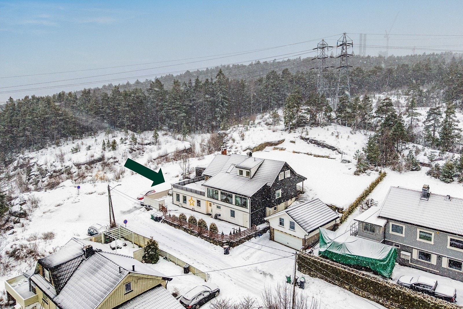 Leiligheten ligger i boligens første etasje. Galleribilde