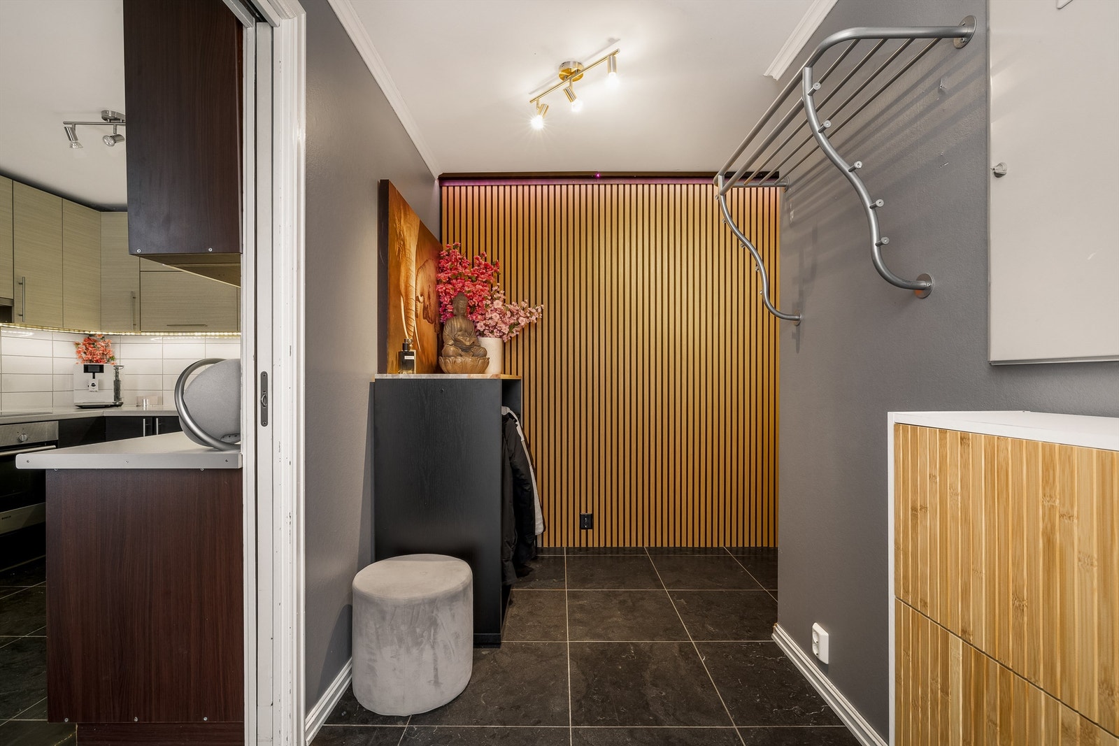 Det er varmekabler i gulvet i hele leiligheten. Galleribilde