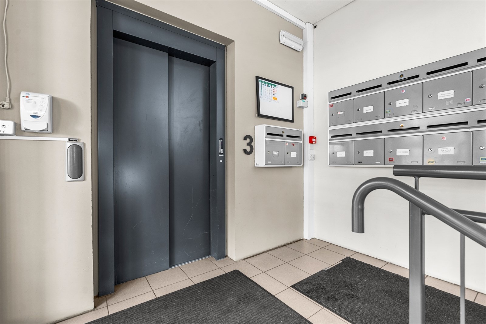 Heis i bygget Galleribilde