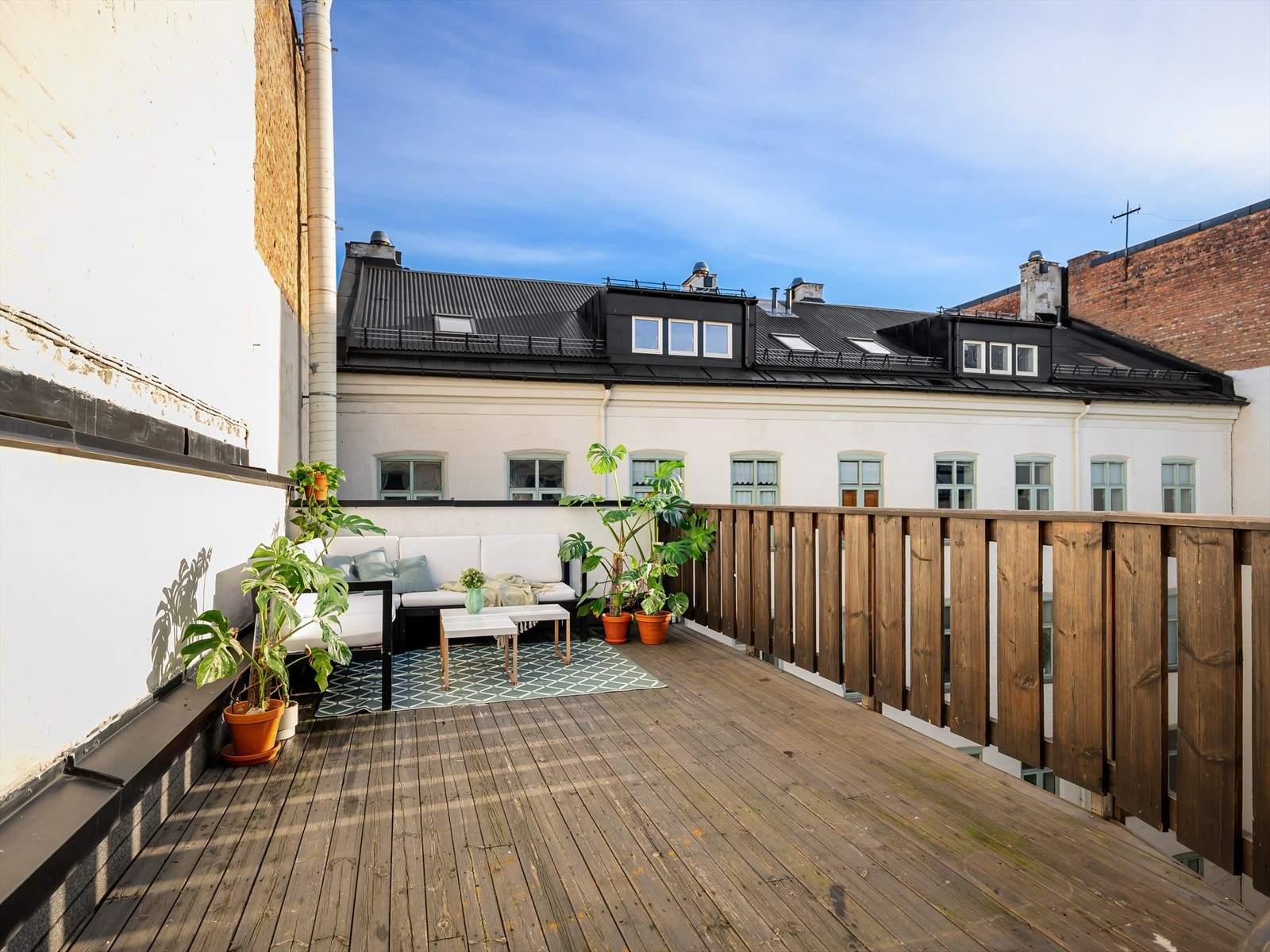 Velkommen til denne sjeldne muligheten i Møllergata 38A presentert av Oliver Bruksås v/ Eiendomsmegler 1. Galleribilde