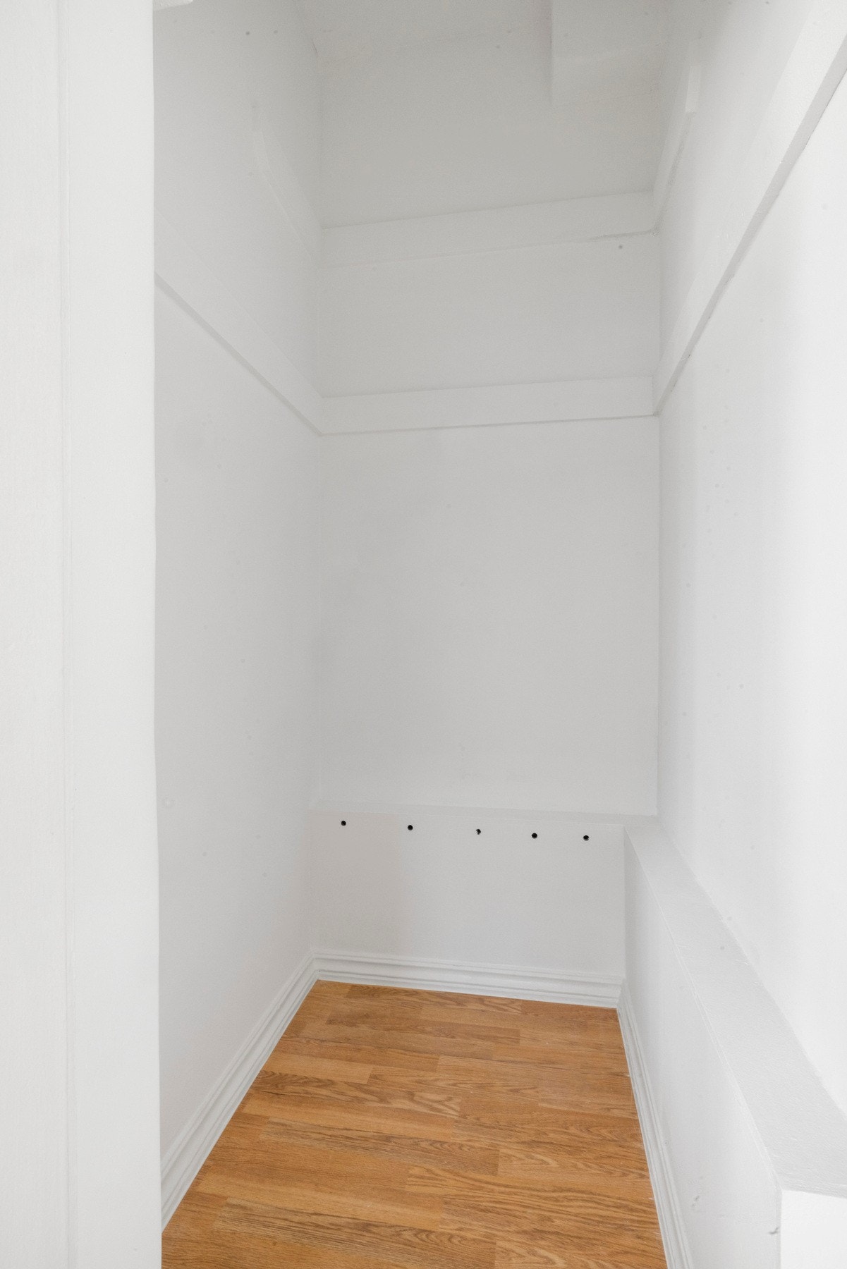 Innvendig kott med god oppbevaringsplass. Galleribilde