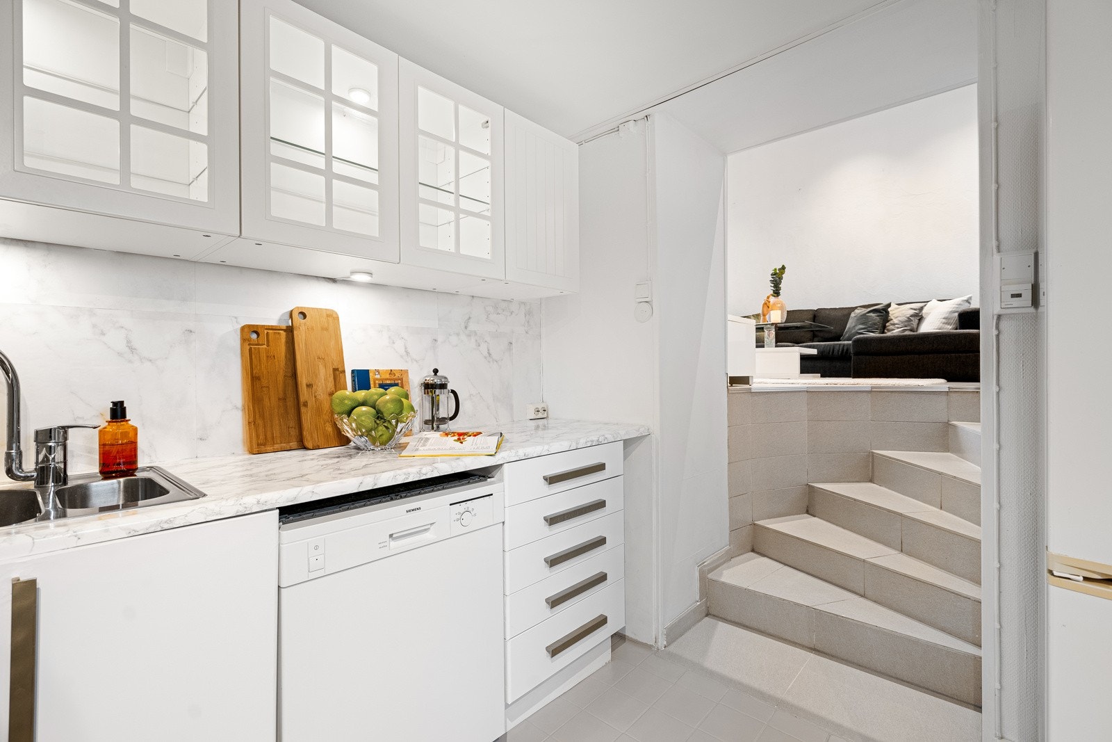 Videre tilkomst til kjøkkenet. Galleribilde