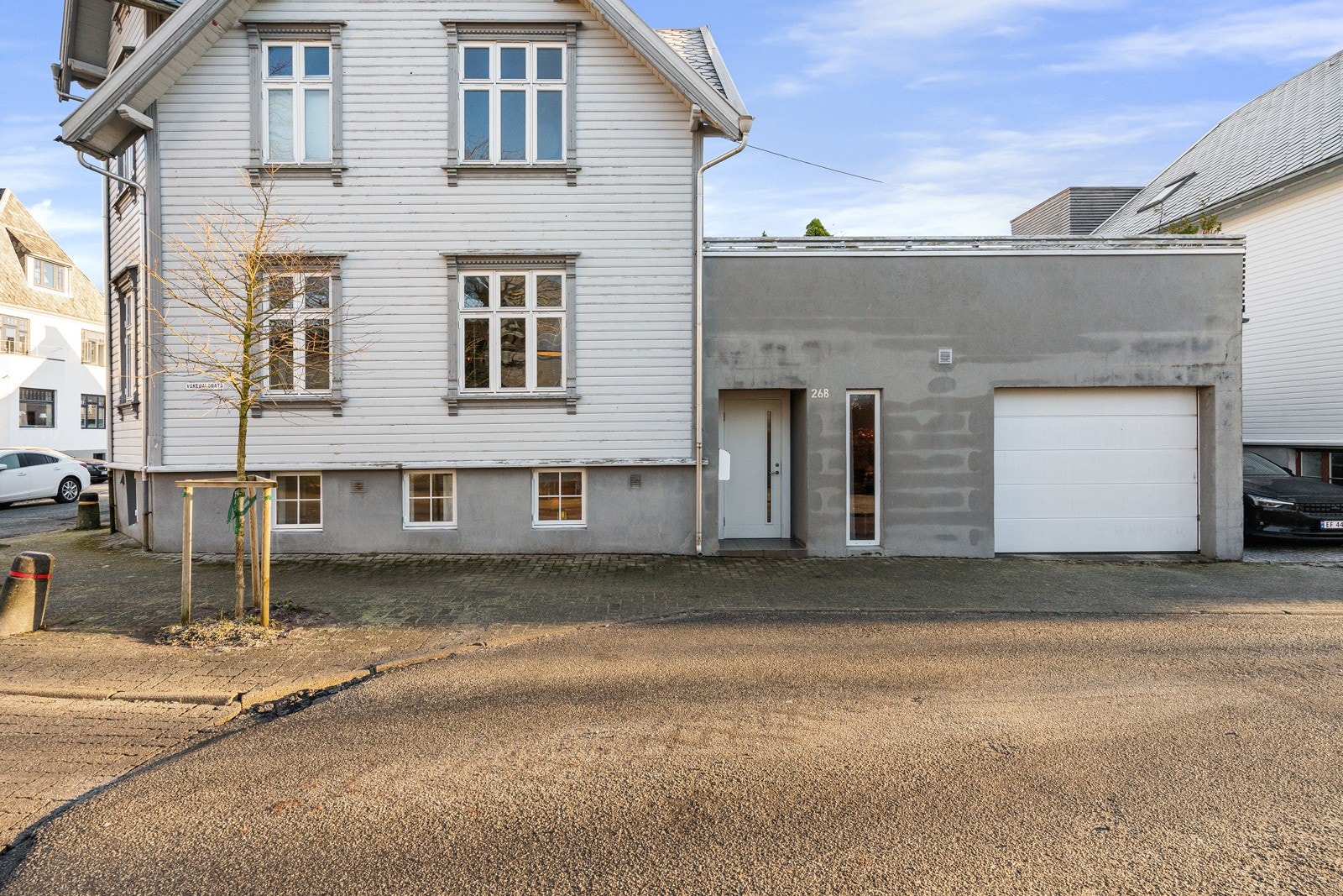 Her bor man med gåavstand til et yrende folkeliv, og det har aldri vært enklere å treffe venner for en kaffe, lunsj eller utepils. Galleribilde