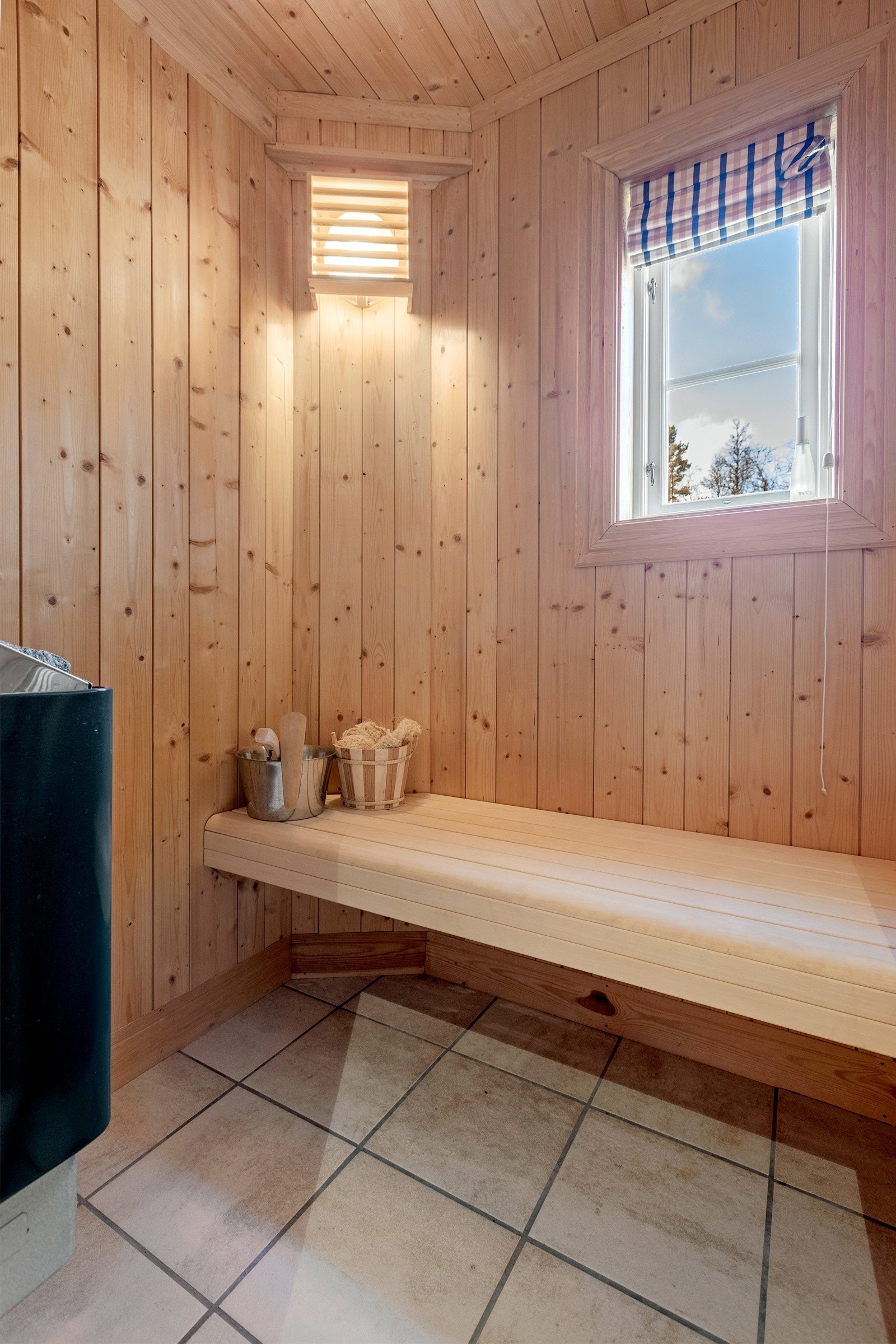 Badstuen er perfekt for avslapning etter en lang dag på ski eller til beins. Galleribilde