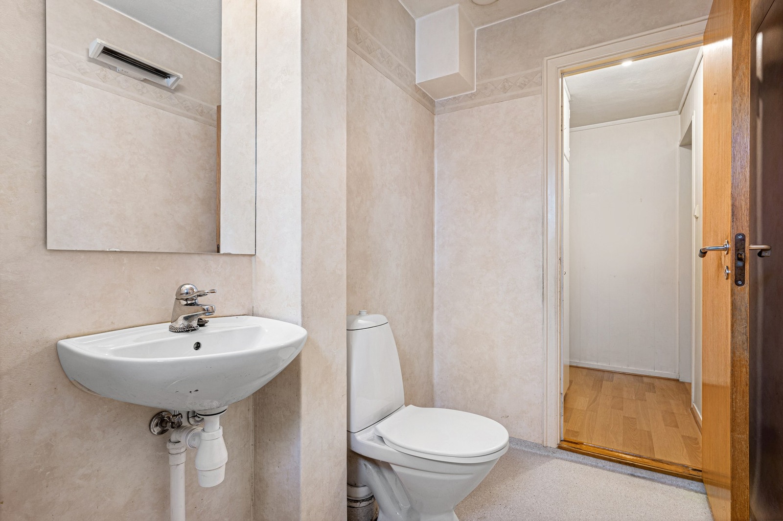 Gyllen mulighet til og sette sitt personlige preg på baderommet. Galleribilde