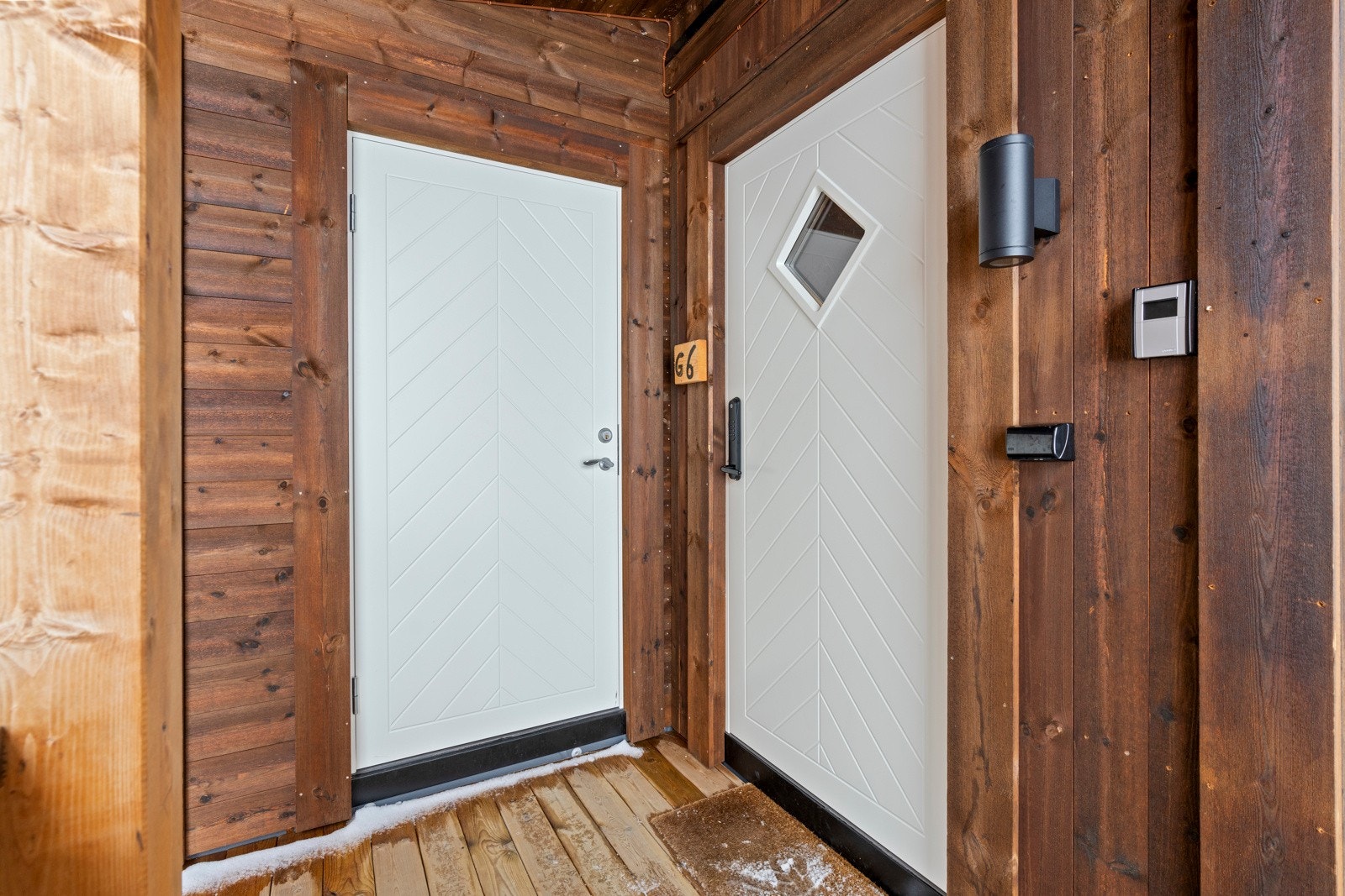 Inngang med tilhørende bod Galleribilde