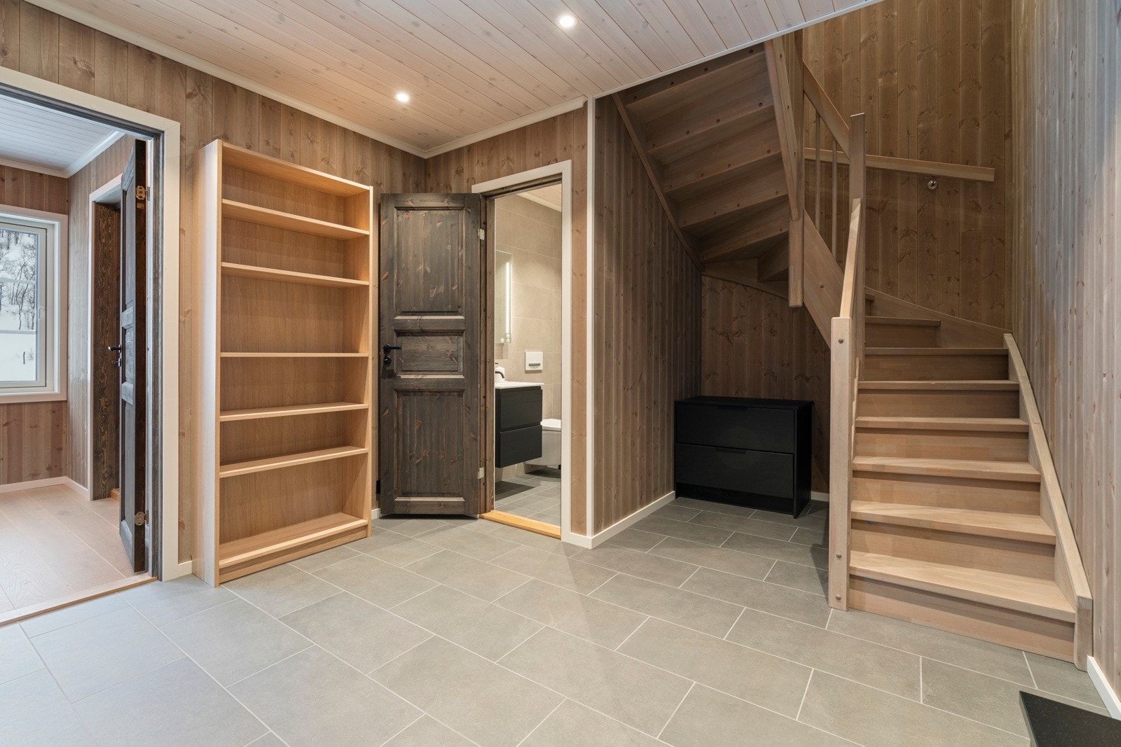 Gang med eget wc. Galleribilde