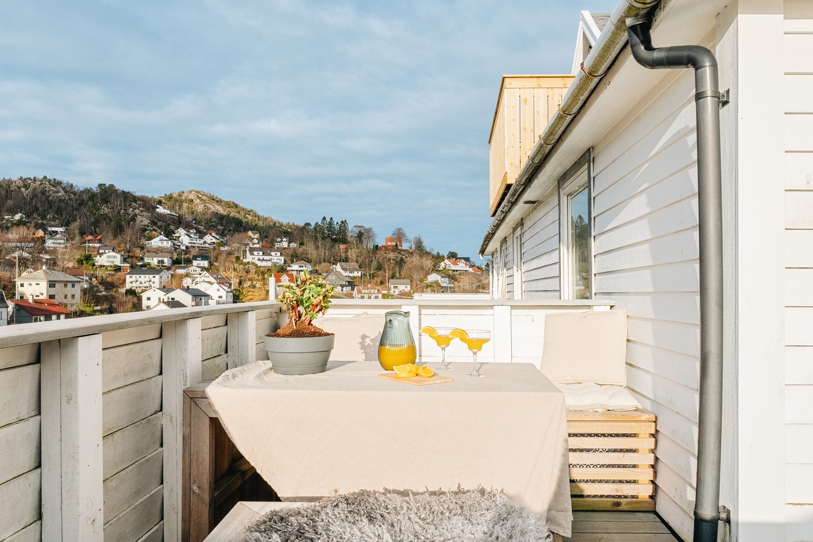 Her har du solen fra tidlig om morgenen til sent på kvelden! Galleribilde