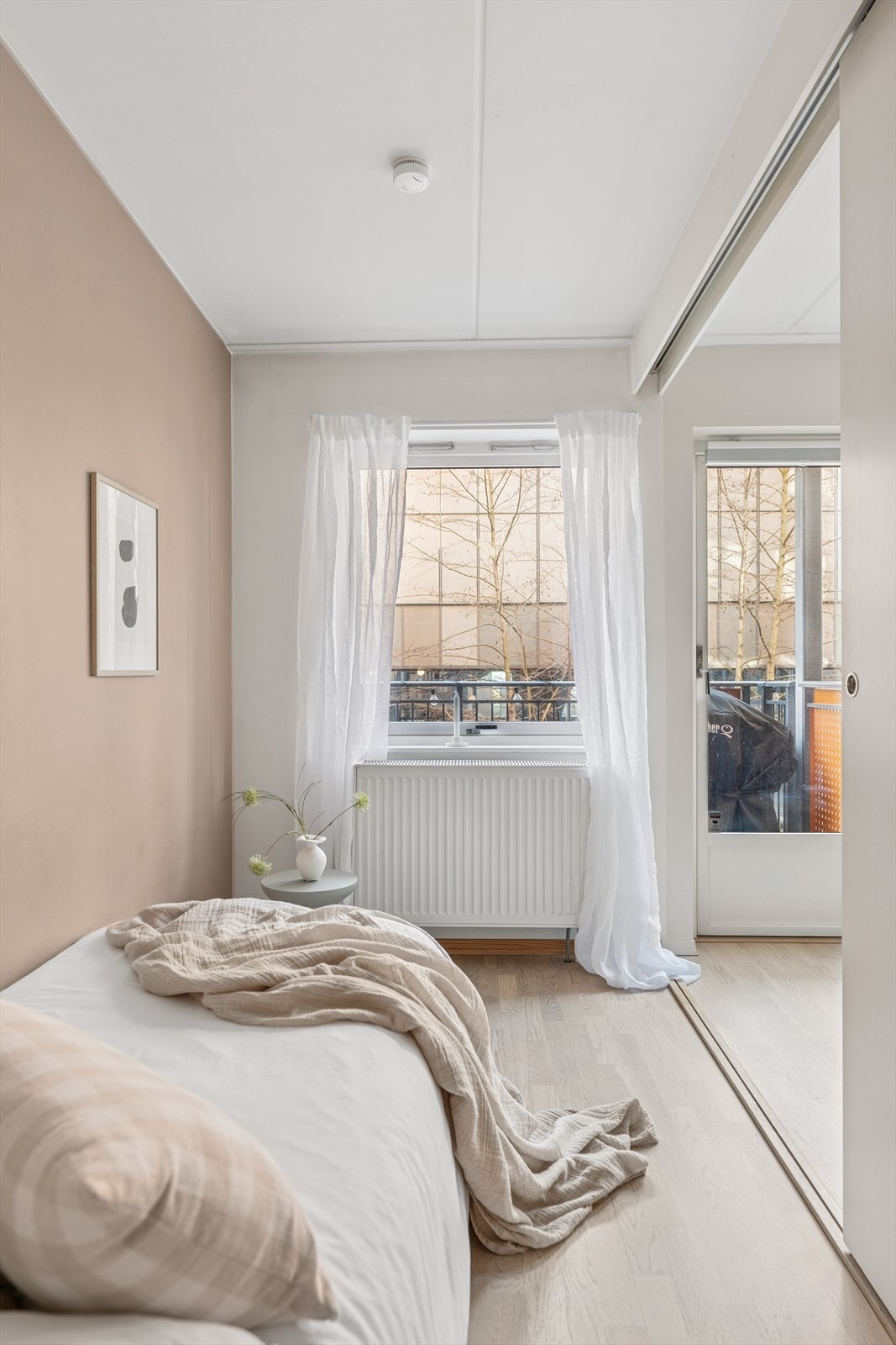 Garderobeskapet medfølger boligen ved salg. Galleribilde