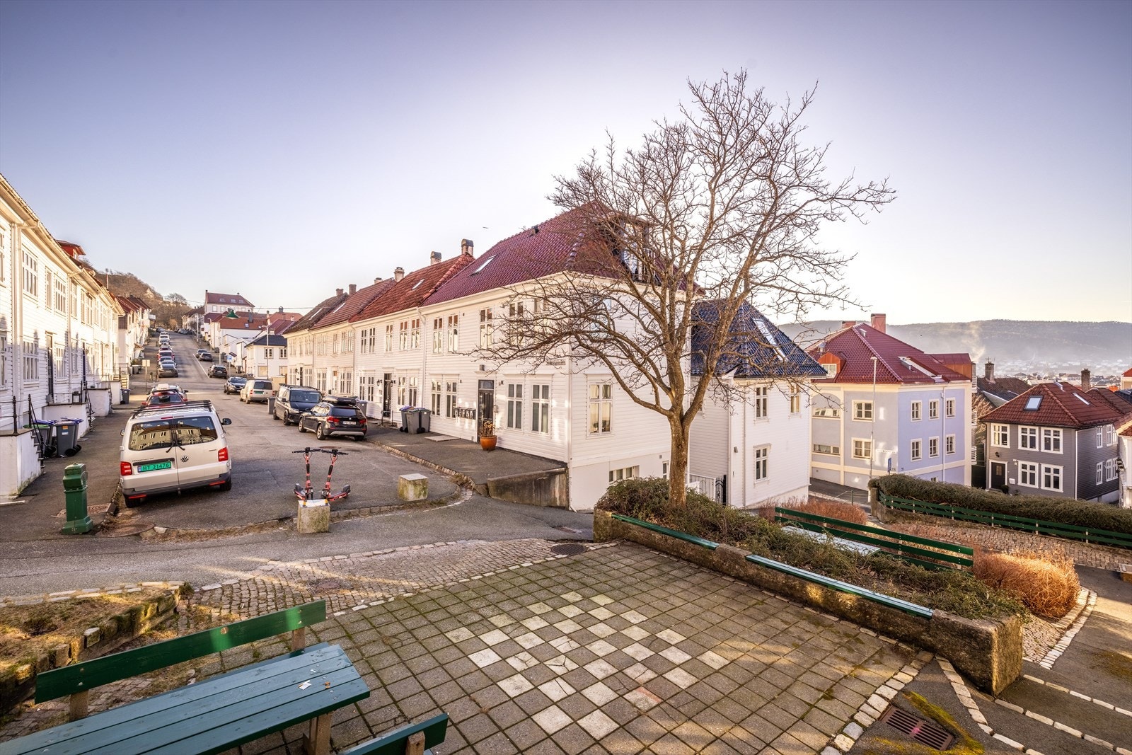 Nærområdet appellerer til mennesker i alle aldre og her bosetter man seg i trygge omgivelser. Galleribilde