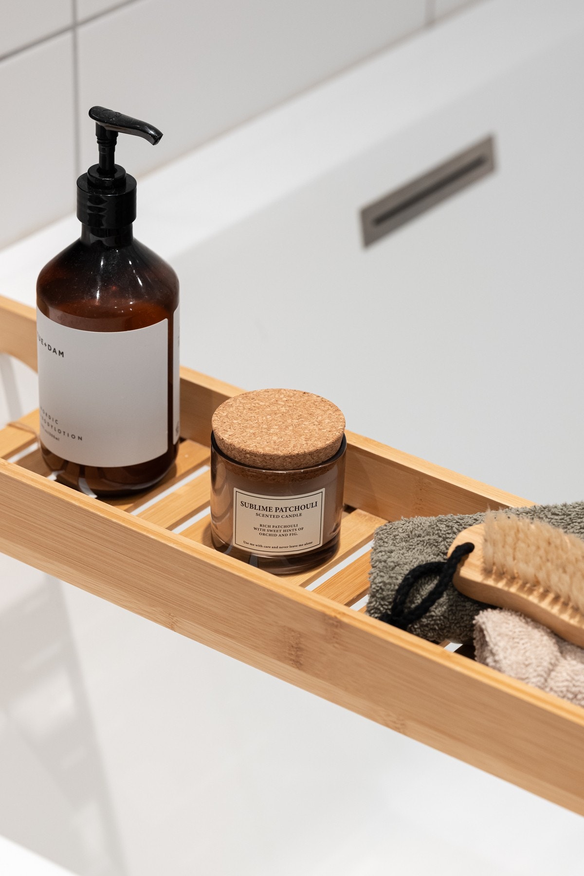 Det er mulighet å fjerne badekaret om man ønsker dusjsone istedet. Galleribilde