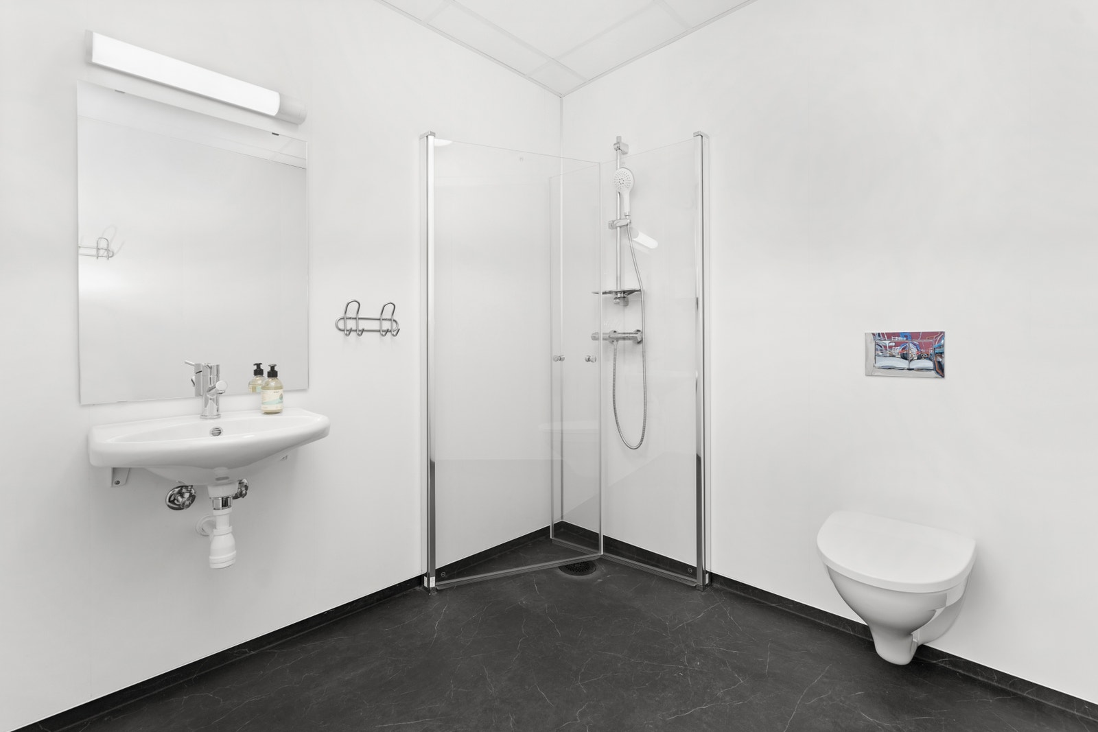 Felles sanitær rom Galleribilde