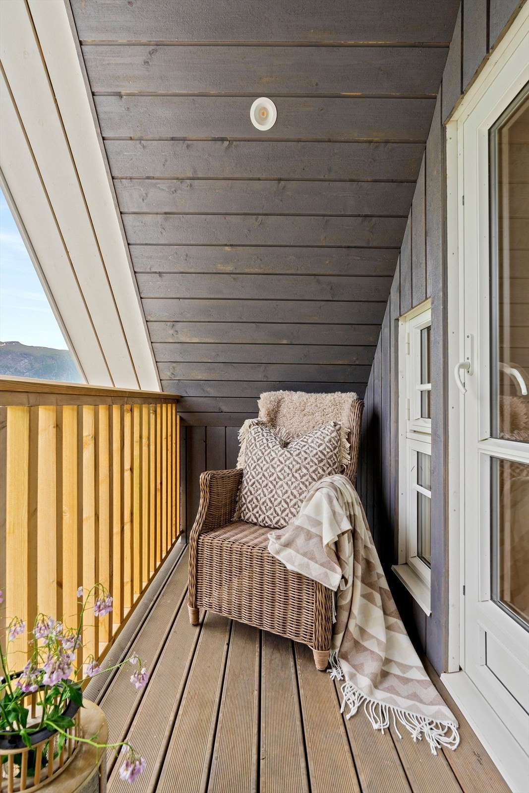 Overbygget balkong med adkomst fra loftsgang Galleribilde