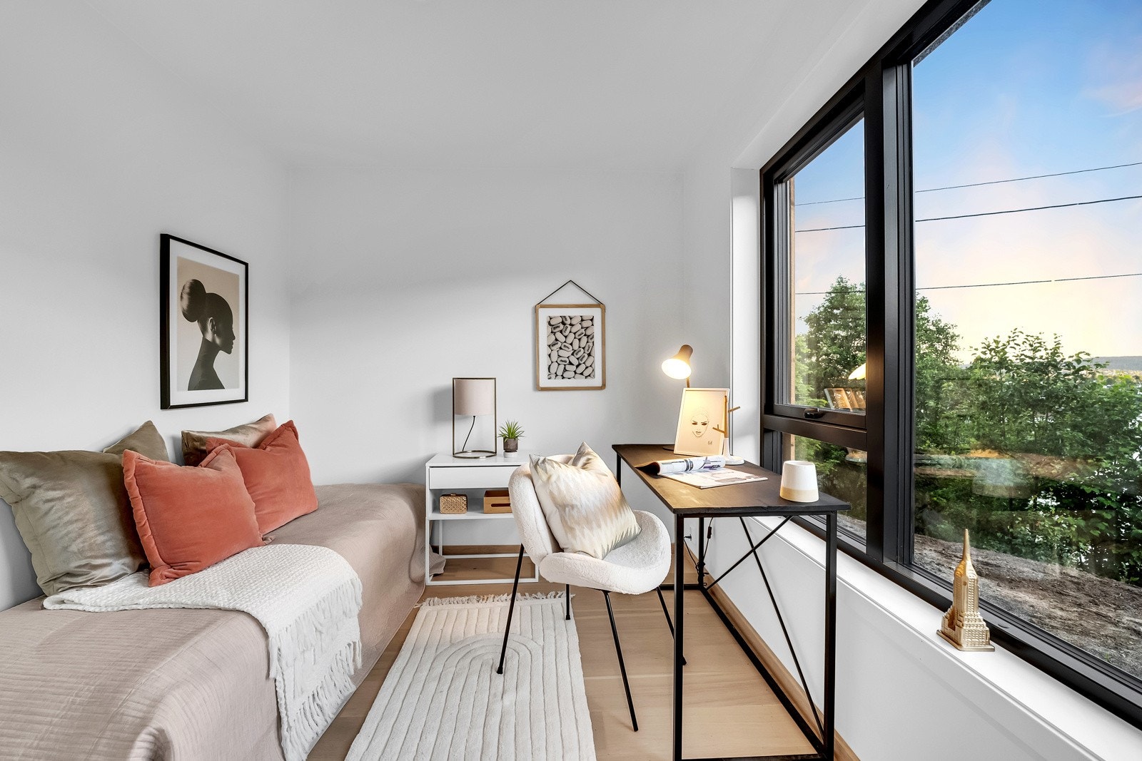 Boligen har et soverom i boligens underetasje. Galleribilde