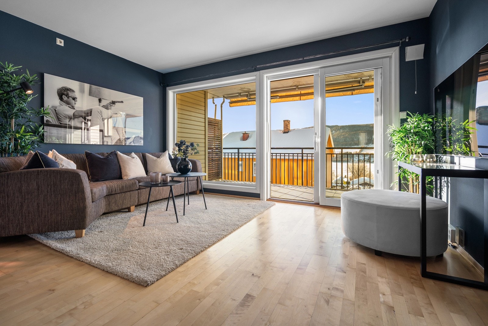 Velkommen til Mosvevegen 14G! Innbydende & flott 2-roms leilighet med balkong. Galleribilde