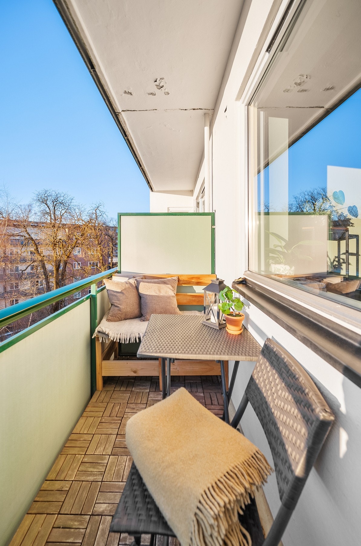 Her er det god plass til utemøblement. Galleribilde