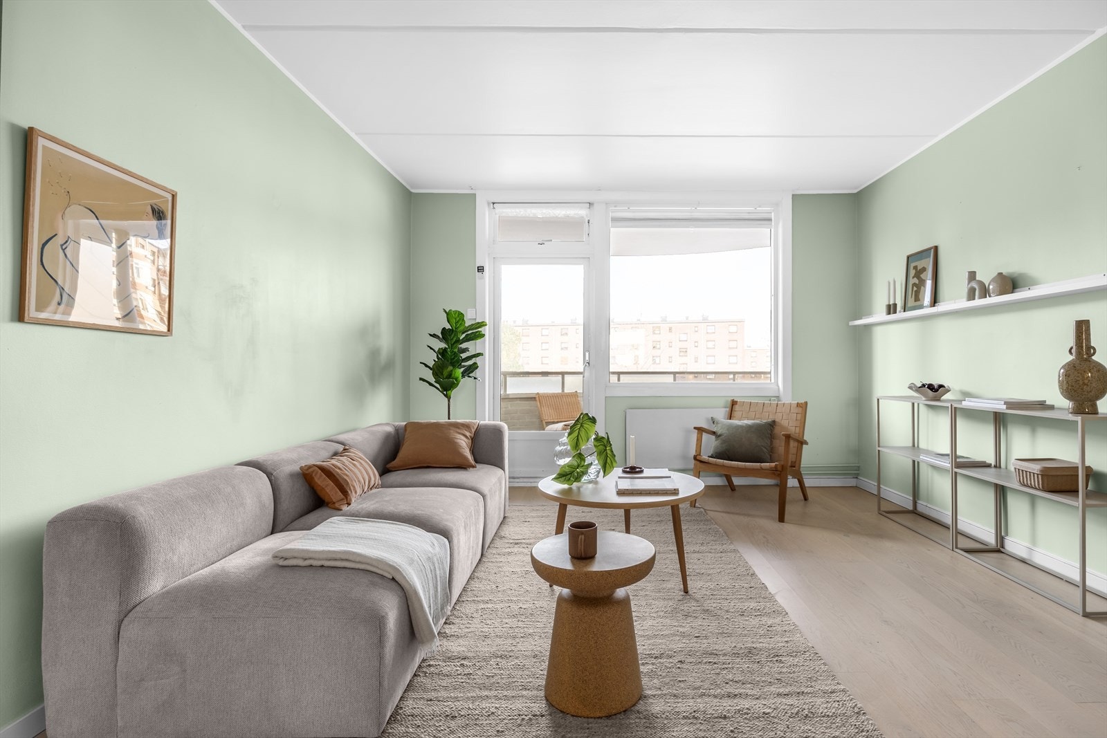 Varmtvann og fyring er inkludert i felleskostandene, i tillegg til internett og kabel TV . Galleribilde