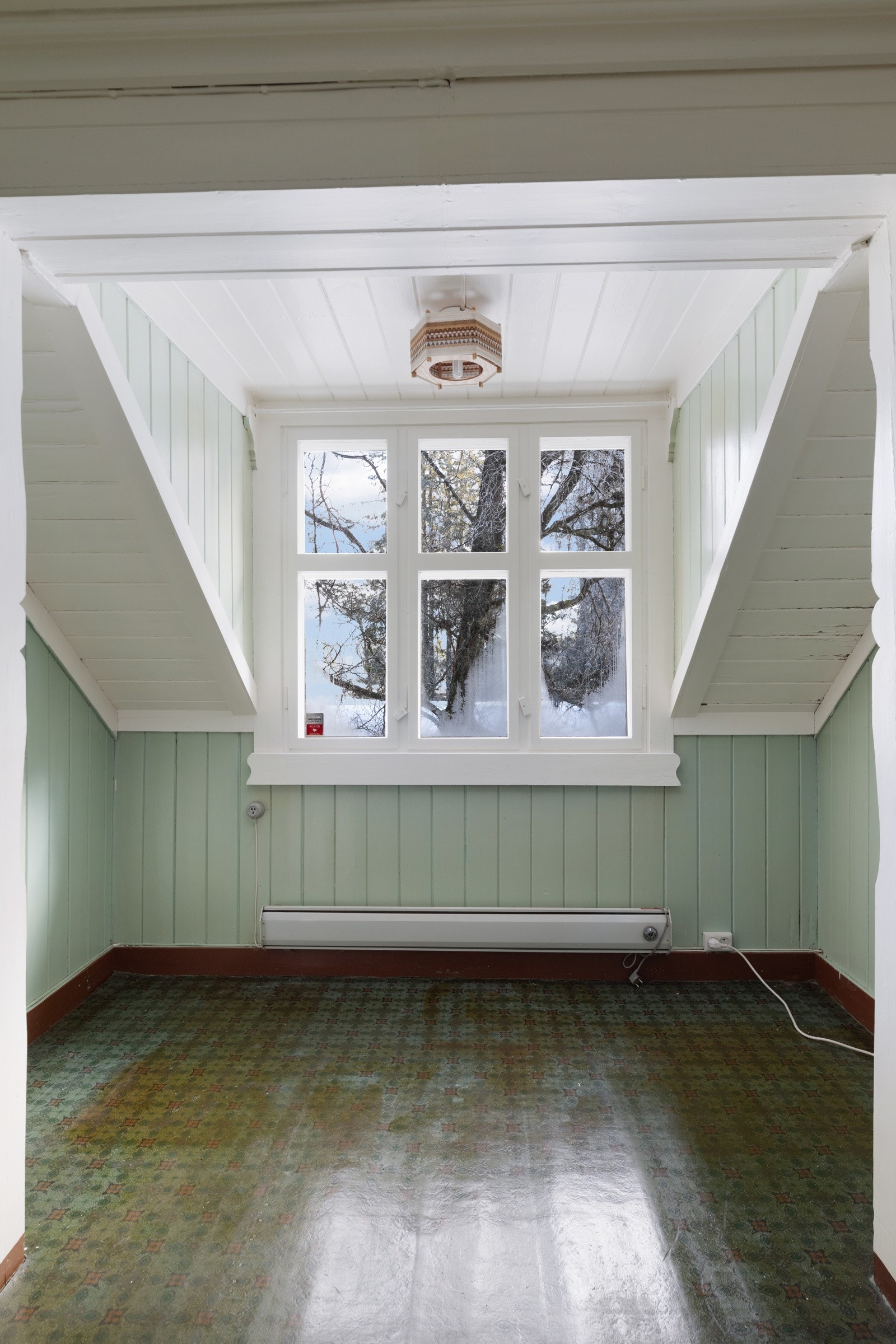 Rom i loftsetasjen. Galleribilde