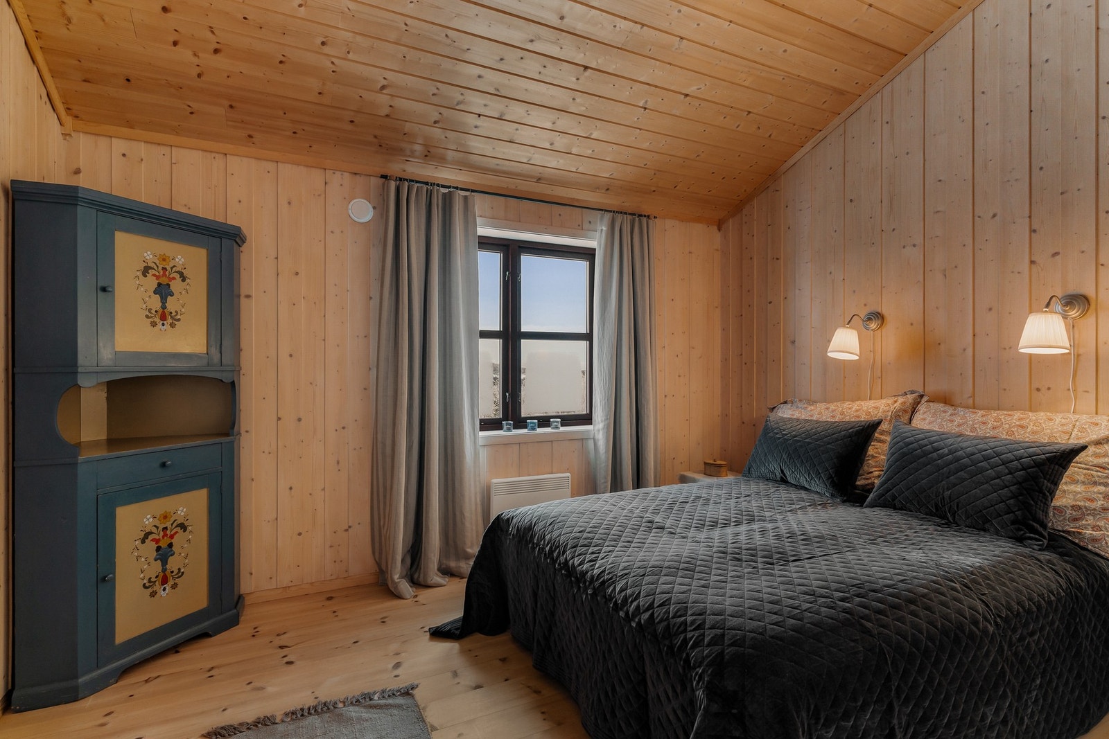 Hytta har fire soverom, hvor alle er av god størrelse. Galleribilde