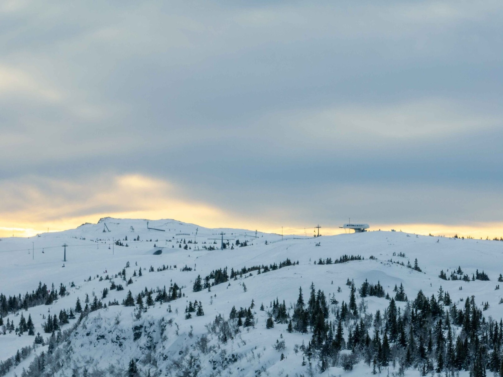 Mot alpinanlegget som ligger kun 5 min unna tomteområdet Galleribilde