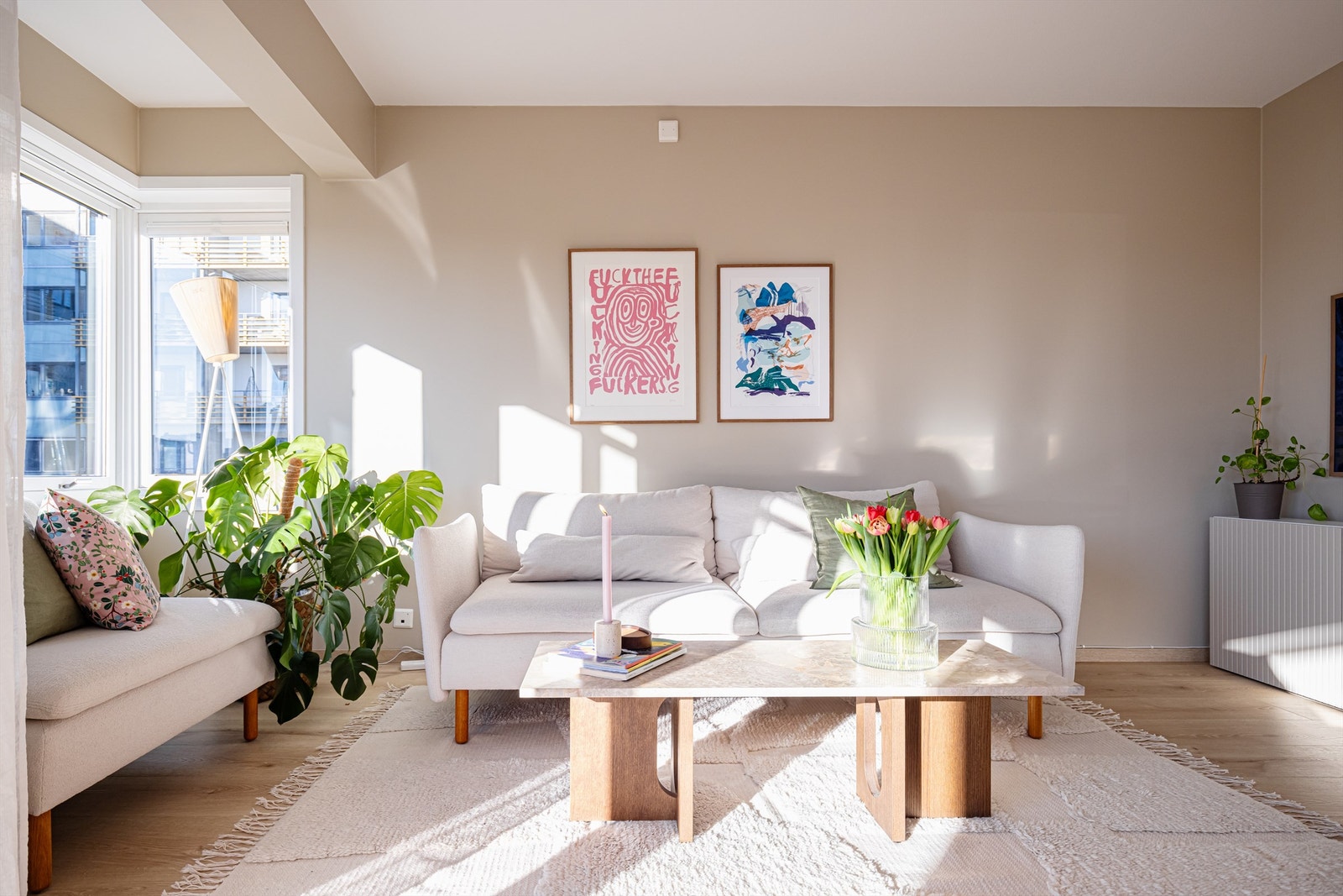 Boligen er tilknyttet fiber og Global Connect. Basispakke med internett er inkludert i felleskostnadene. Galleribilde