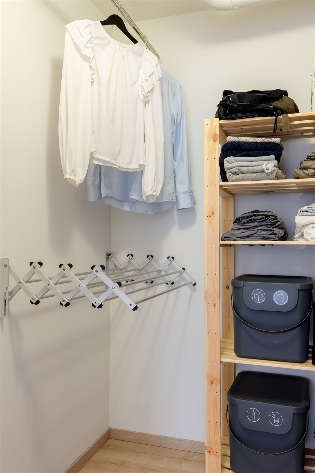 Innvendig bod. Det medfølger også en ekstern bod i kjelleren på 3 kvm. Galleribilde