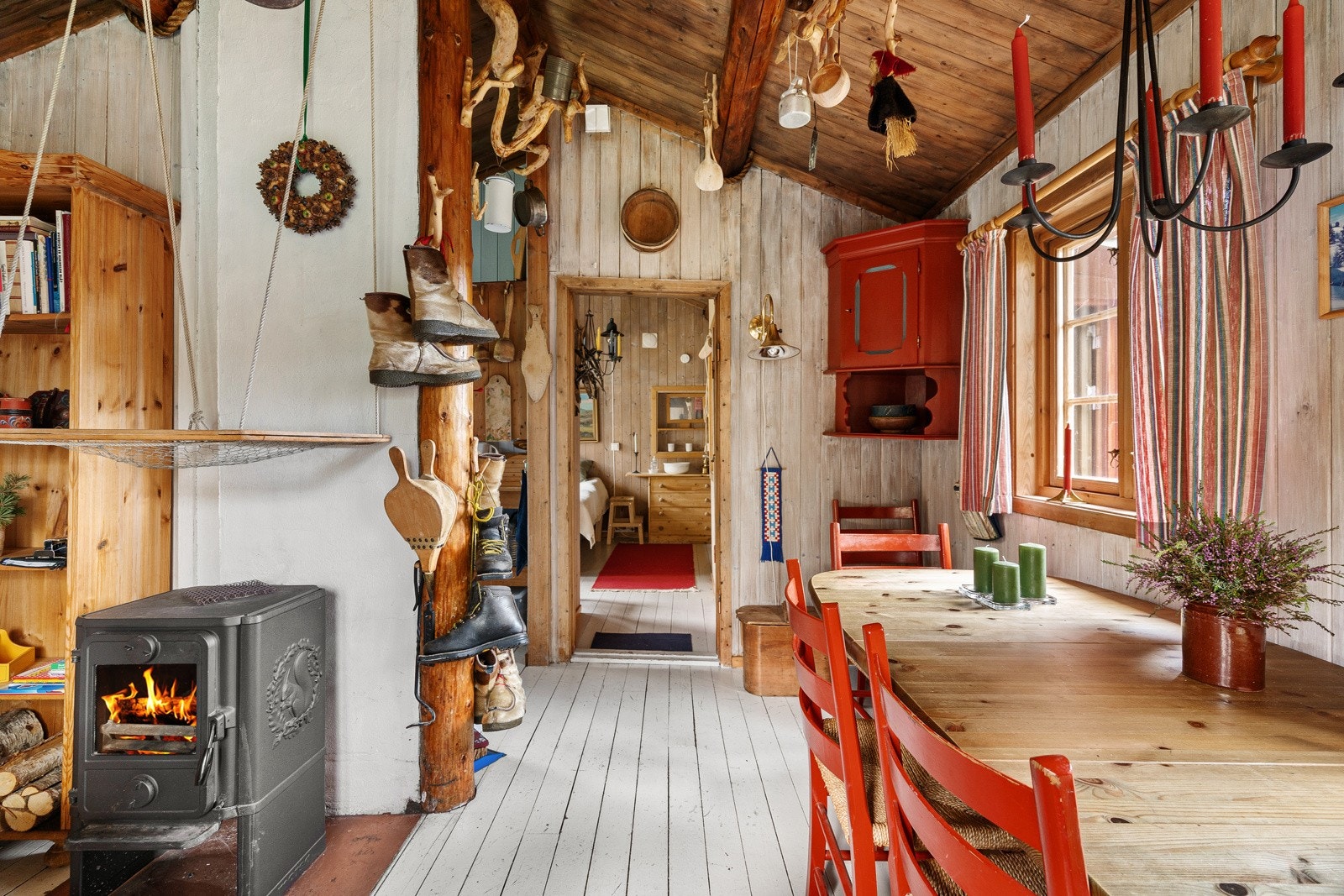 Stue m. spiseplass Galleribilde