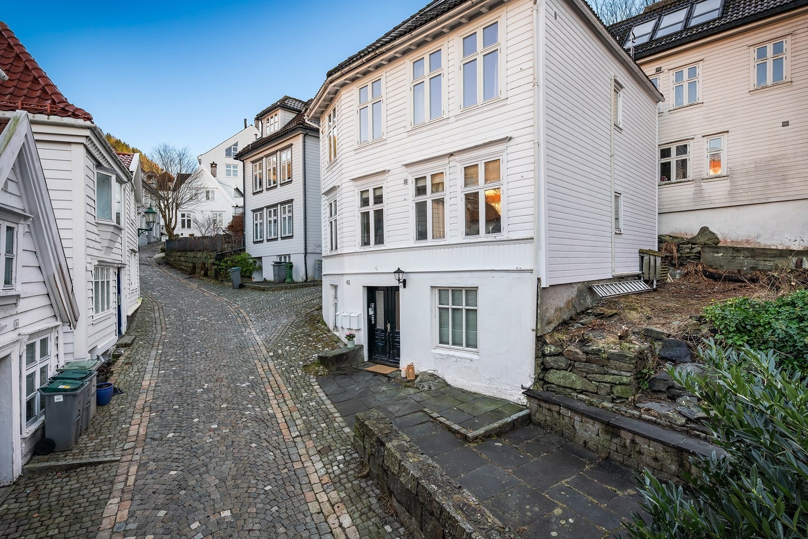 - Her bor man sentralt, men likevel tilbaketrukket fra byens støy - Galleribilde