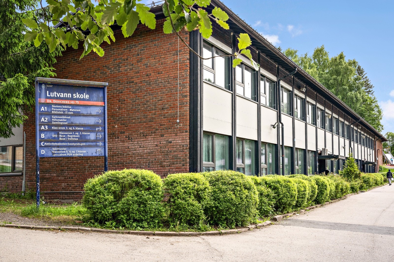 Lutvann barneskole Galleribilde