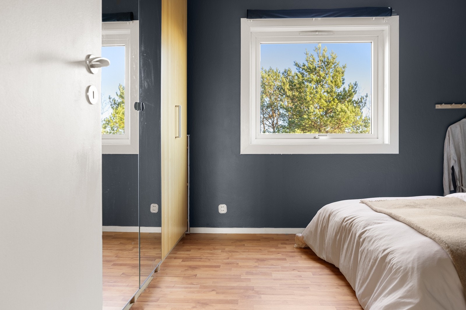 Vindusflate som sørger for godt med lysinnslipp! Galleribilde