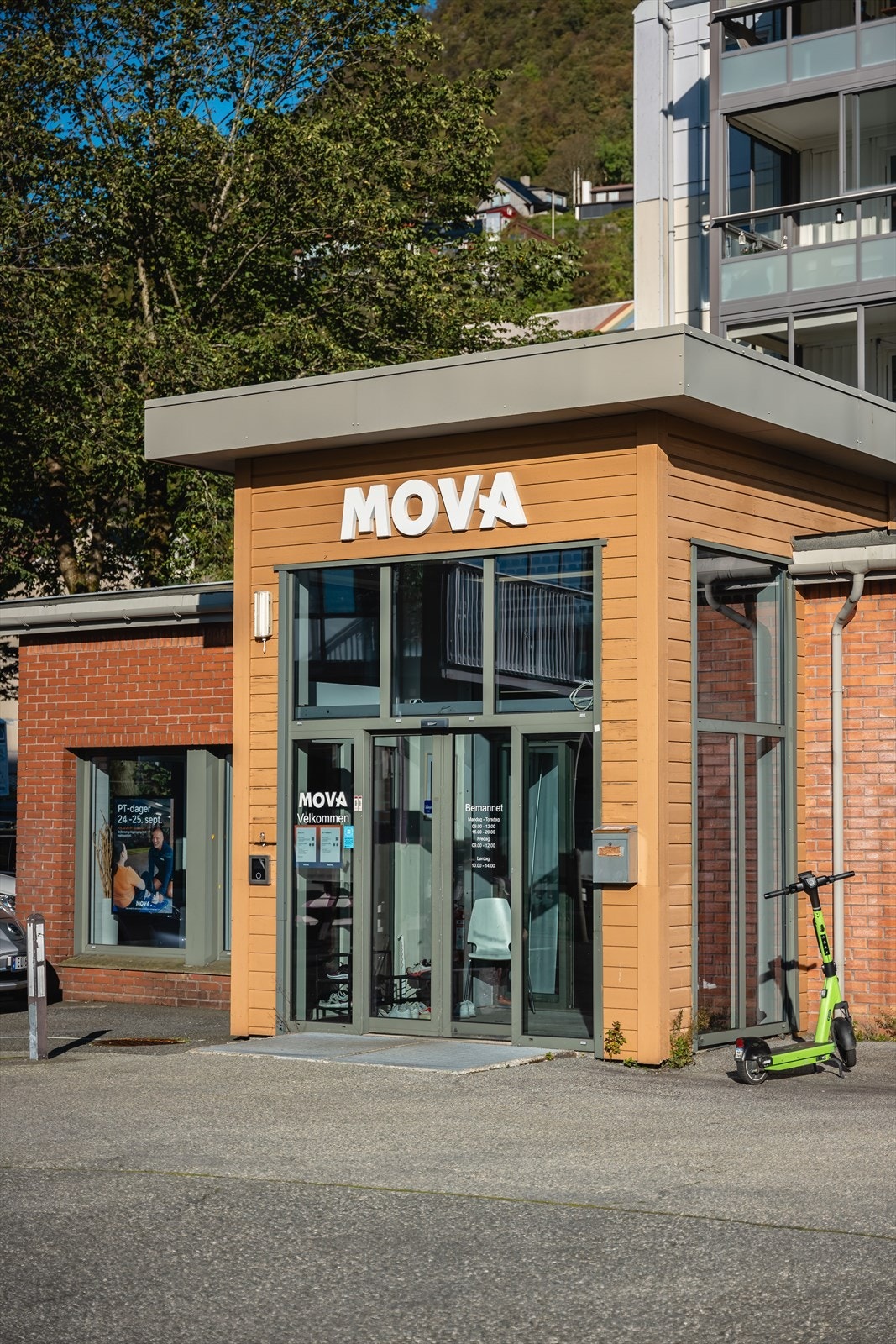 Mova treningssenter ligger 2 min gange fra eiendommen. Galleribilde