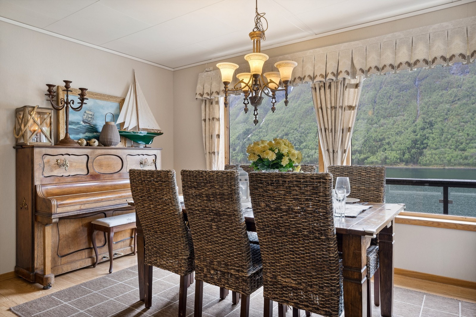 Spisestue Galleribilde