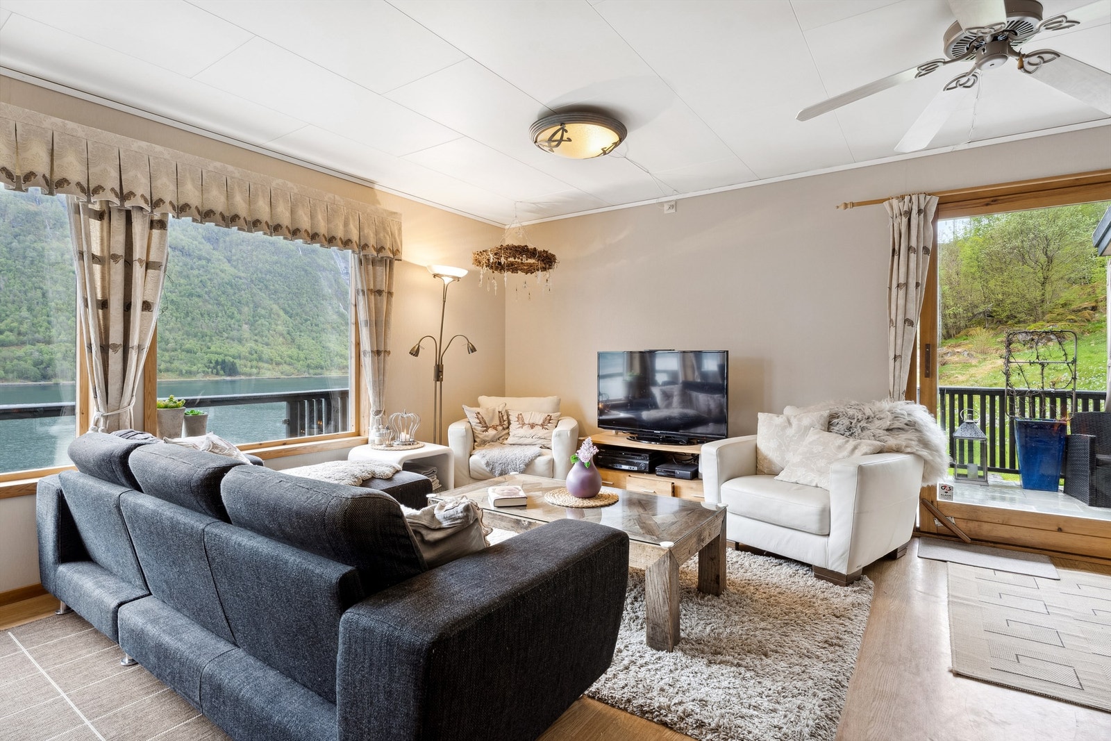 Stue med utsikt Galleribilde