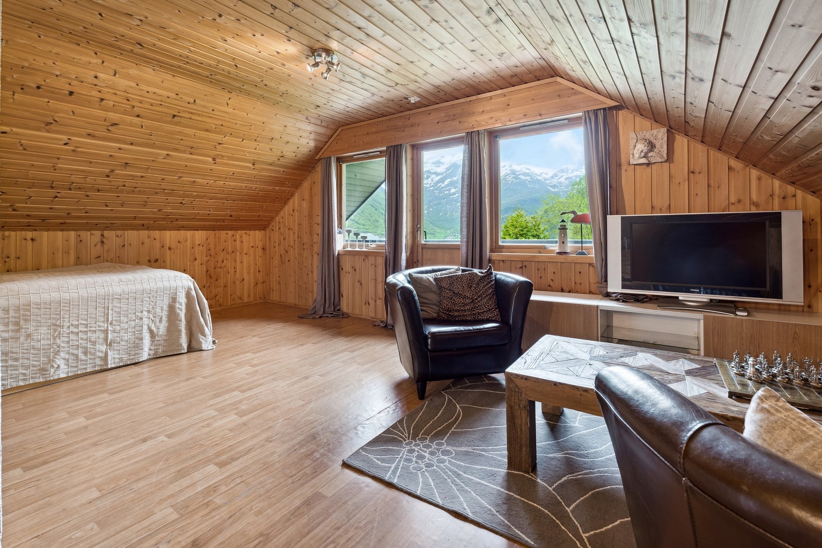 Loftstue Galleribilde