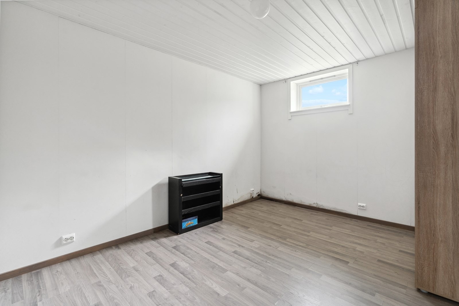 Disponibelt rom i kjeller Galleribilde