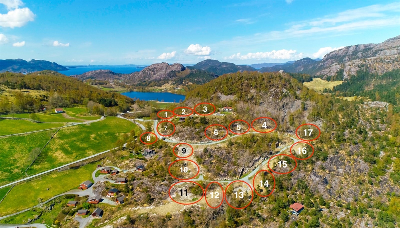 Tomtekart (Eldre bilde før hytter ble bygget på feltet). Galleribilde