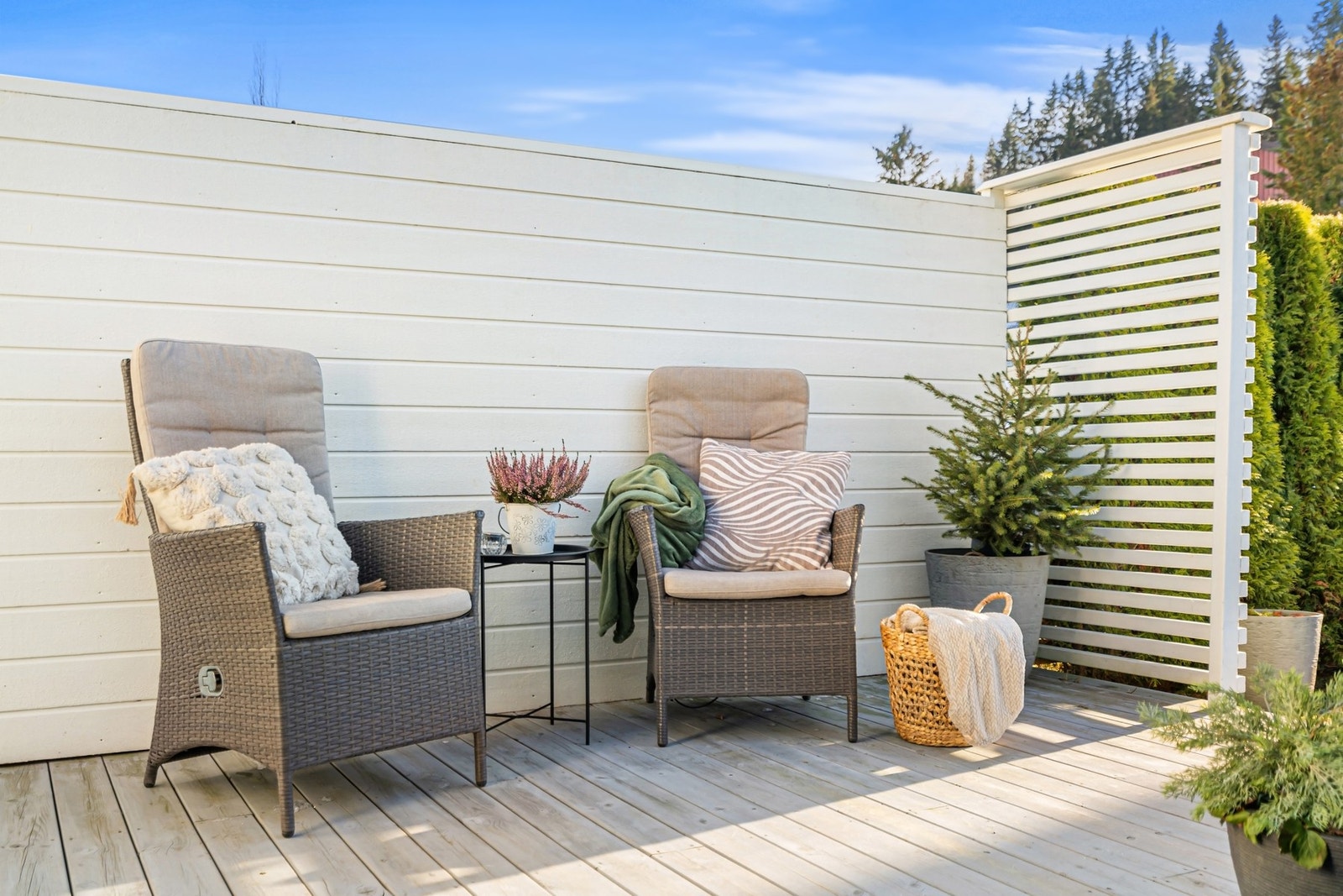 Det ble lagt ny terrasse i 2017. Galleribilde