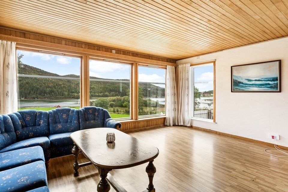 Boligen har en fine planløsning, men trenger generelt en del oppgradering for å oppnå dagens standard. Galleribilde