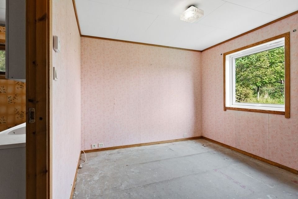 Soverom III vender mot hagen på husets bakside. Galleribilde