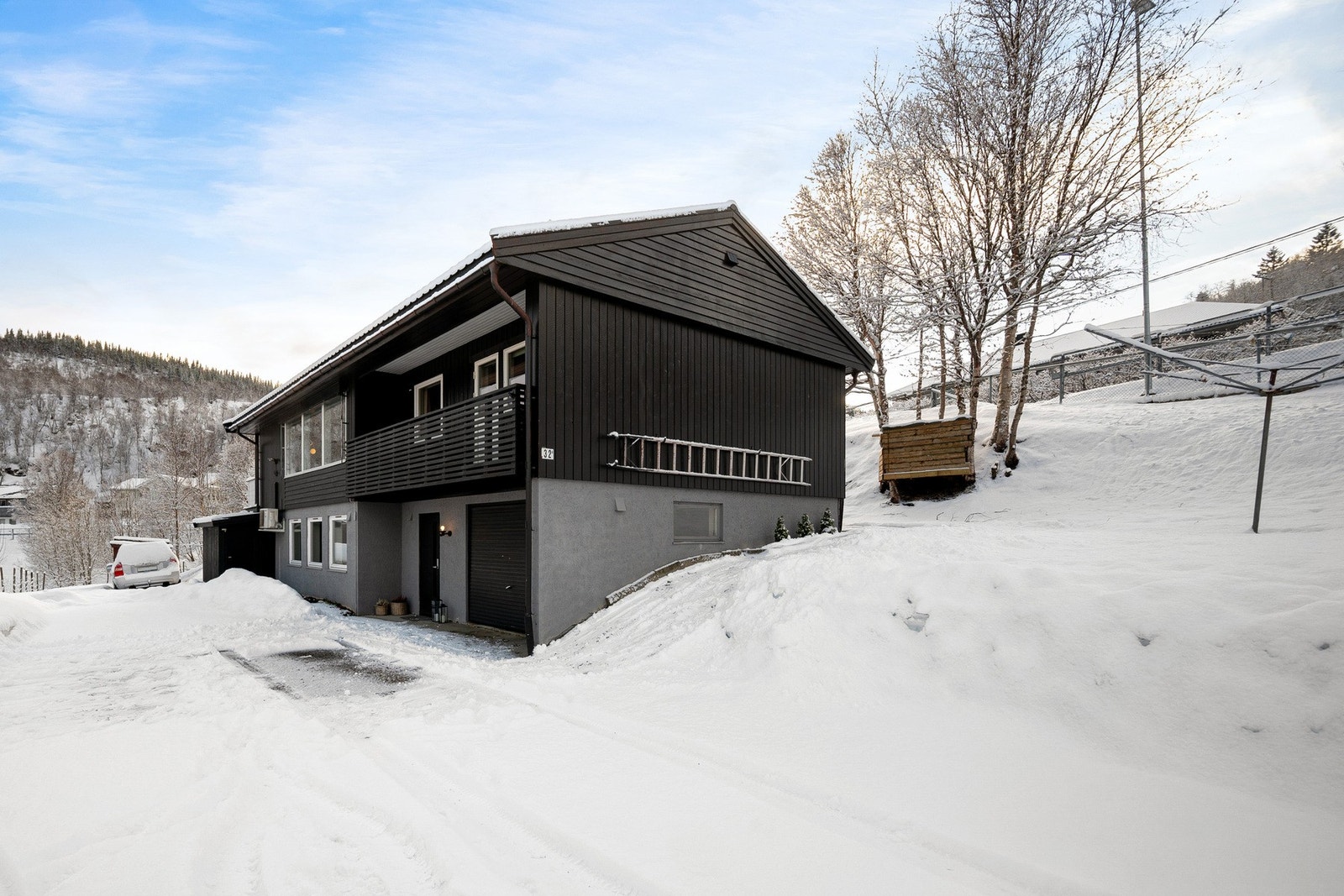 EIE Harstad v/megler Vetle Larsen presenterer Kveldroveien 32A Galleribilde