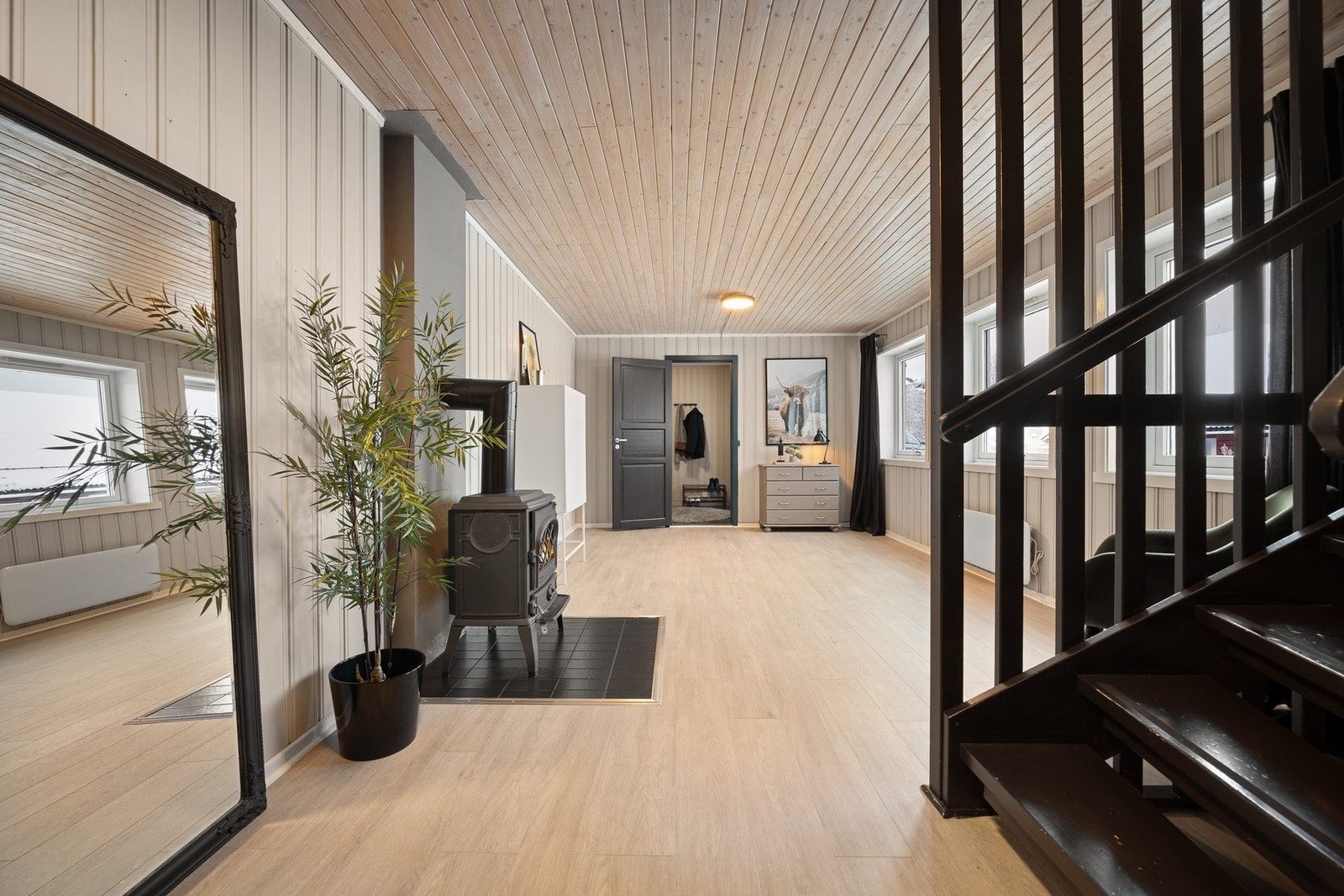 Kjellerstue med vedfyring Galleribilde