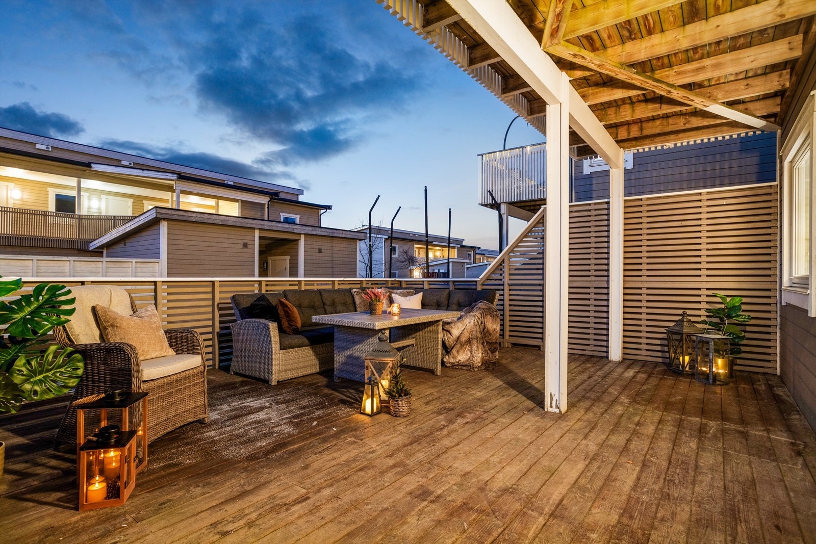 Med ca. 50 kvm terrasse til rådighet er det bare fantasien som setter begrensing med tanke på bruk og møblering. Galleribilde