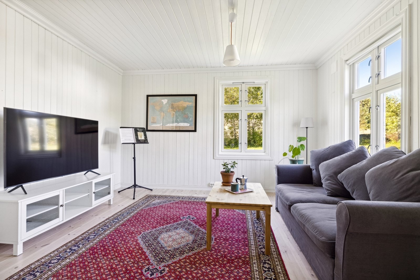 Hovedstua har god plass til å innrede det slik man vil. Galleribilde