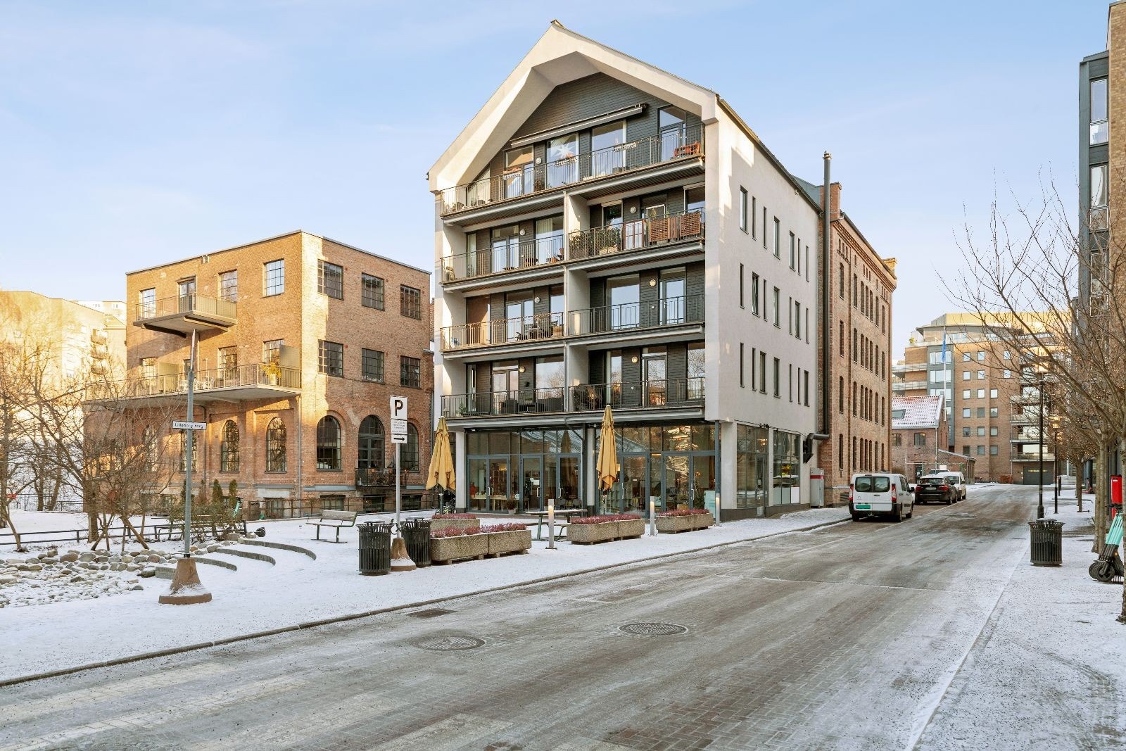 Velkommen til Ivan Bjørndals gate 23B. Varmtvann, fyring og internett er inkludert i husleien. Galleribilde