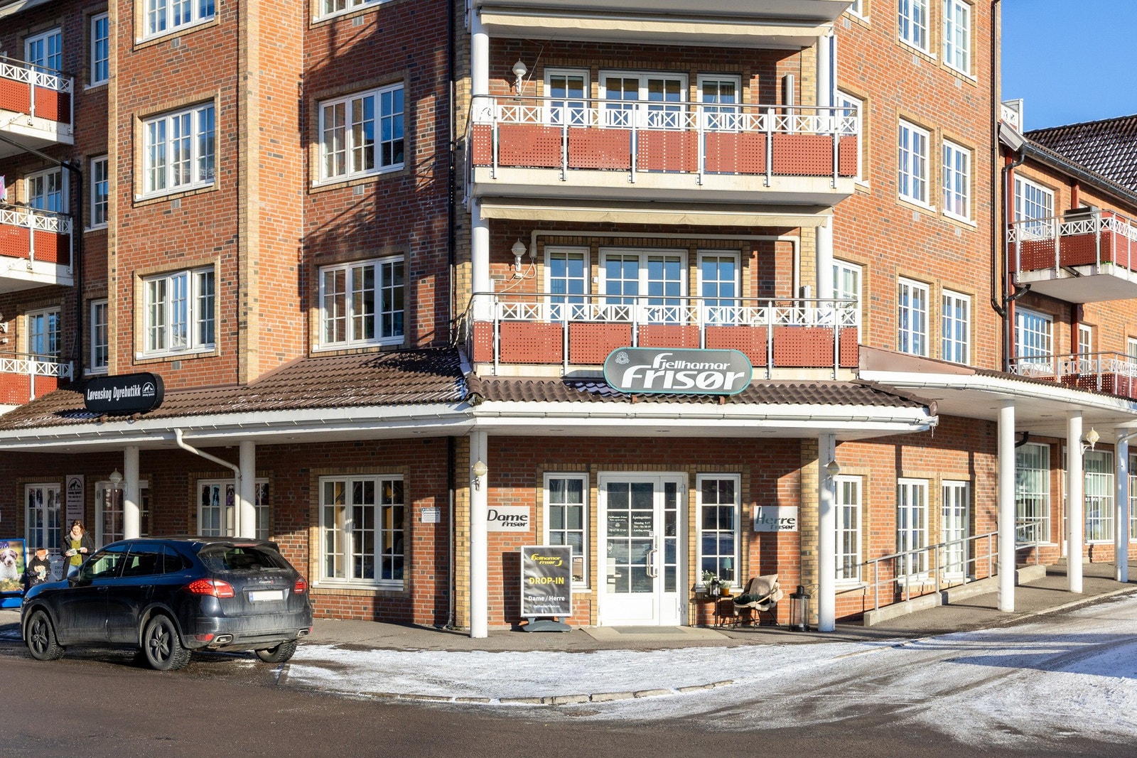 Fjellhamar torg. Galleribilde