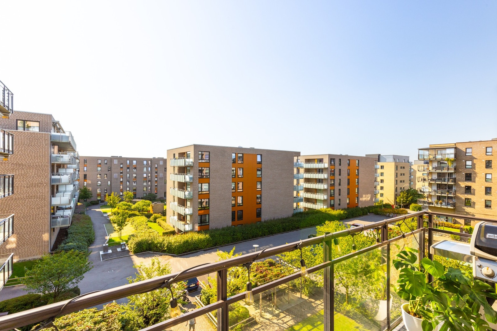 På sommeren er det sol på balkongen fra ca. kl 12-21. Galleribilde