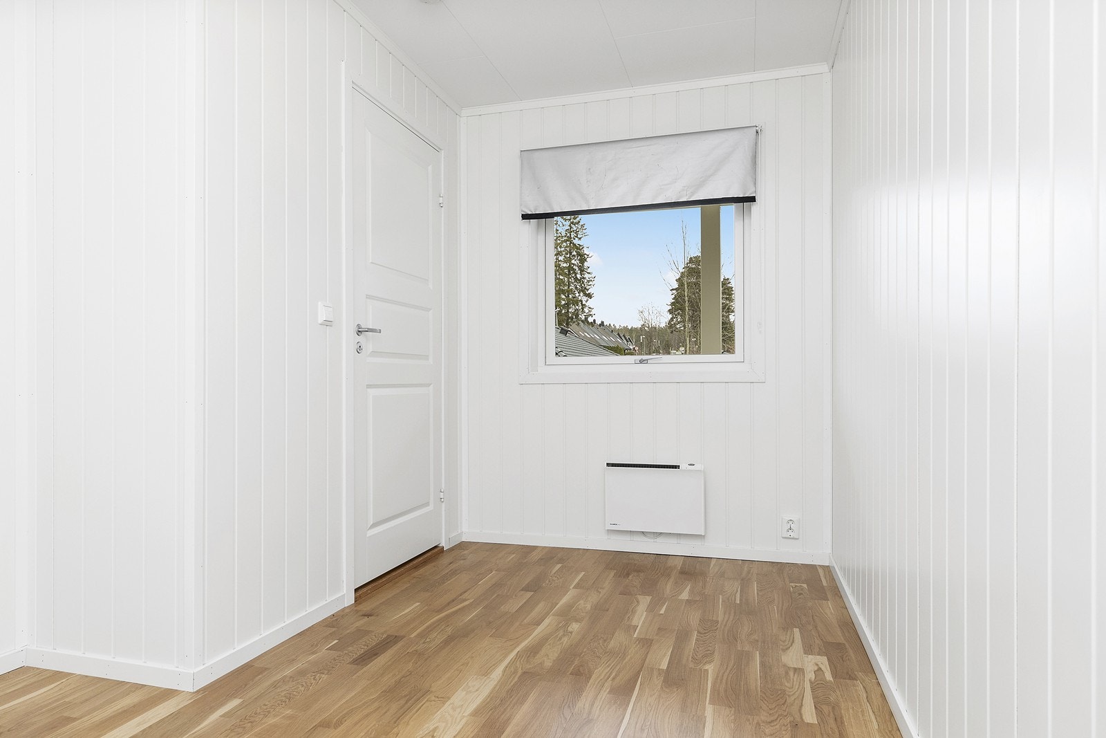 Soverom nr 2 passer fint som barnerom, gjesterom eller kontor etter behov Galleribilde