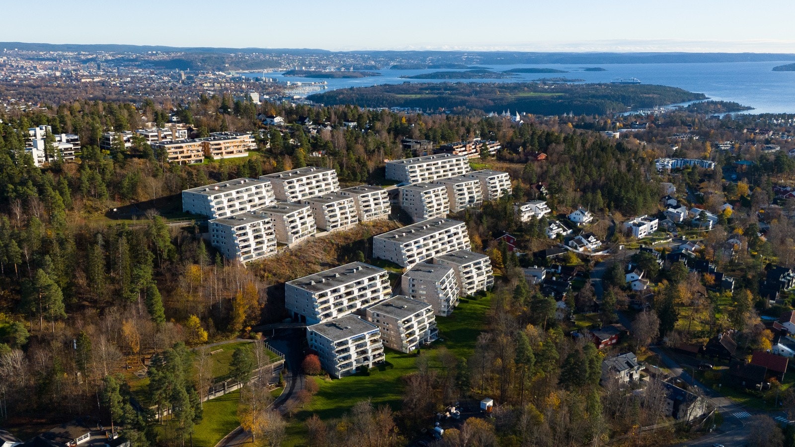 Vestre Ullern boligsameie ligger særdeles fint til i terrenget. Galleribilde