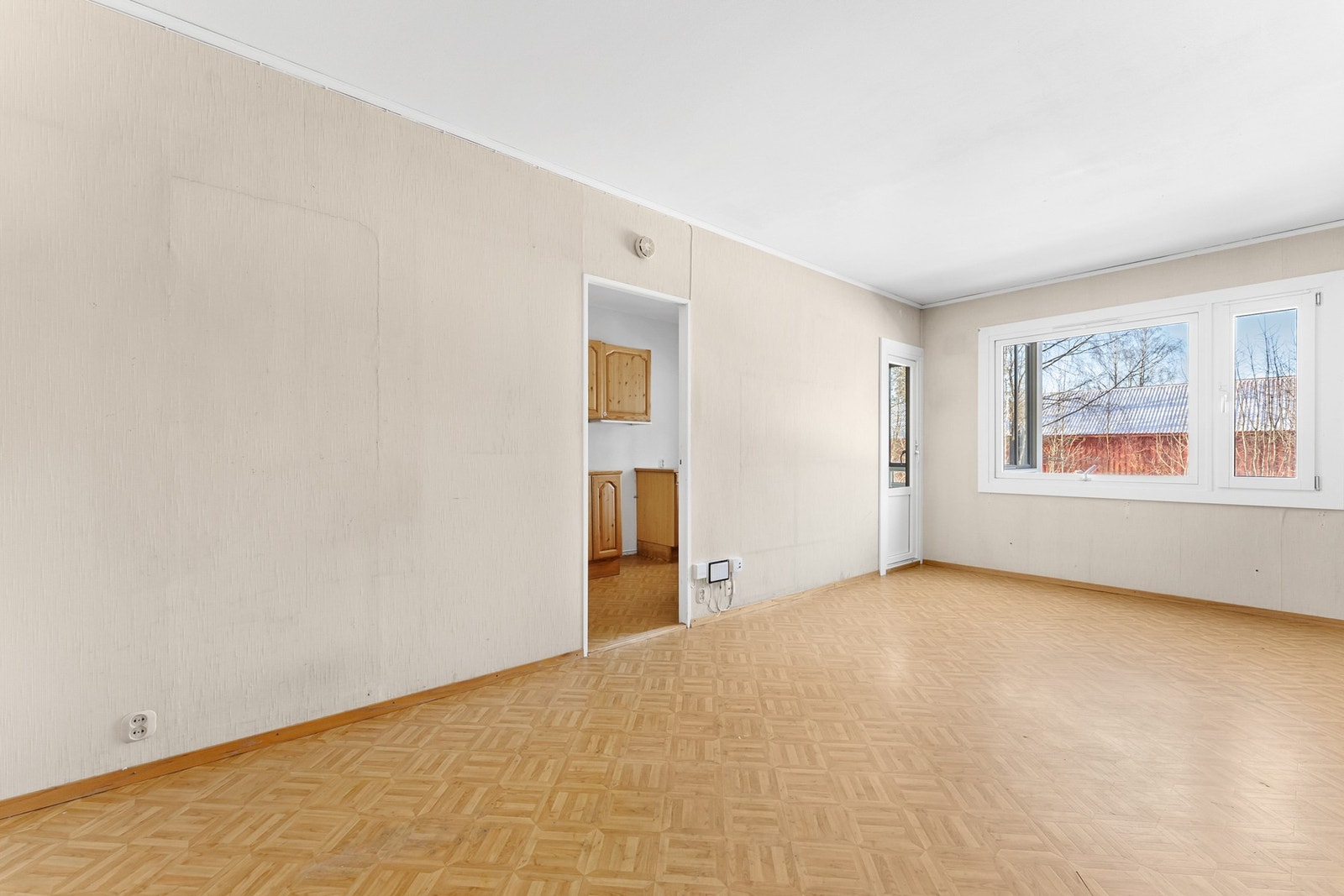 Vinduer og balkongdør er fra 2015 Galleribilde