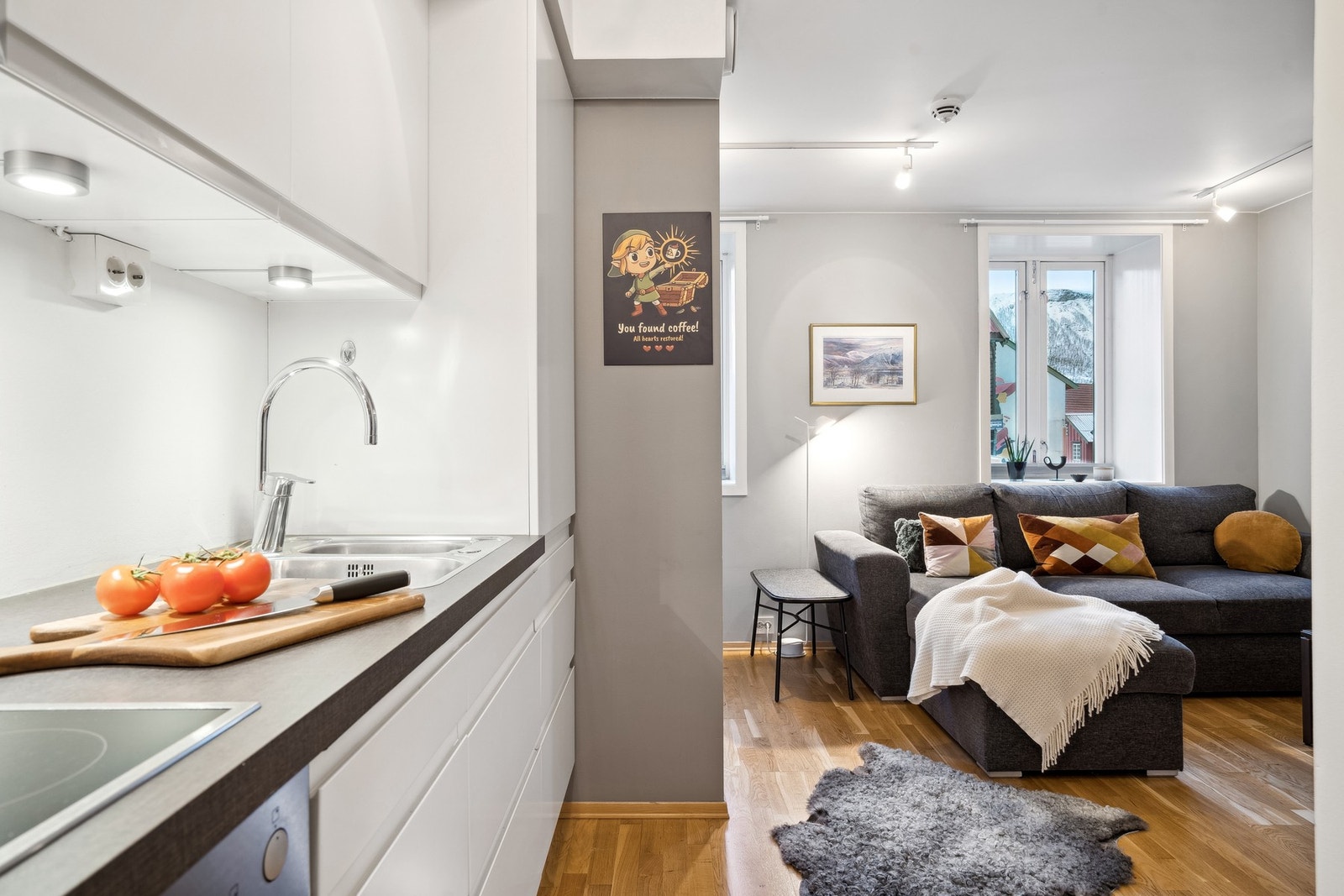 Kjøkkenet er på en vegg Galleribilde